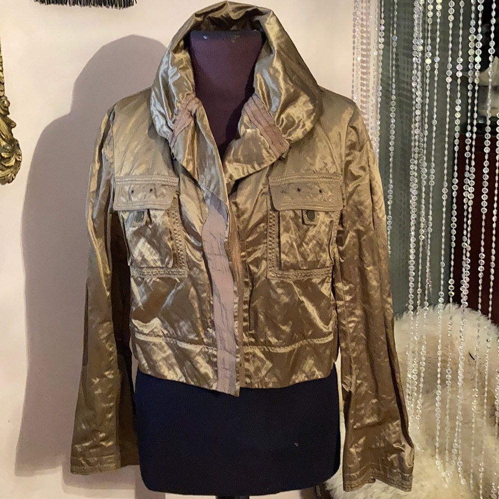 Dué per dué golden jacket...